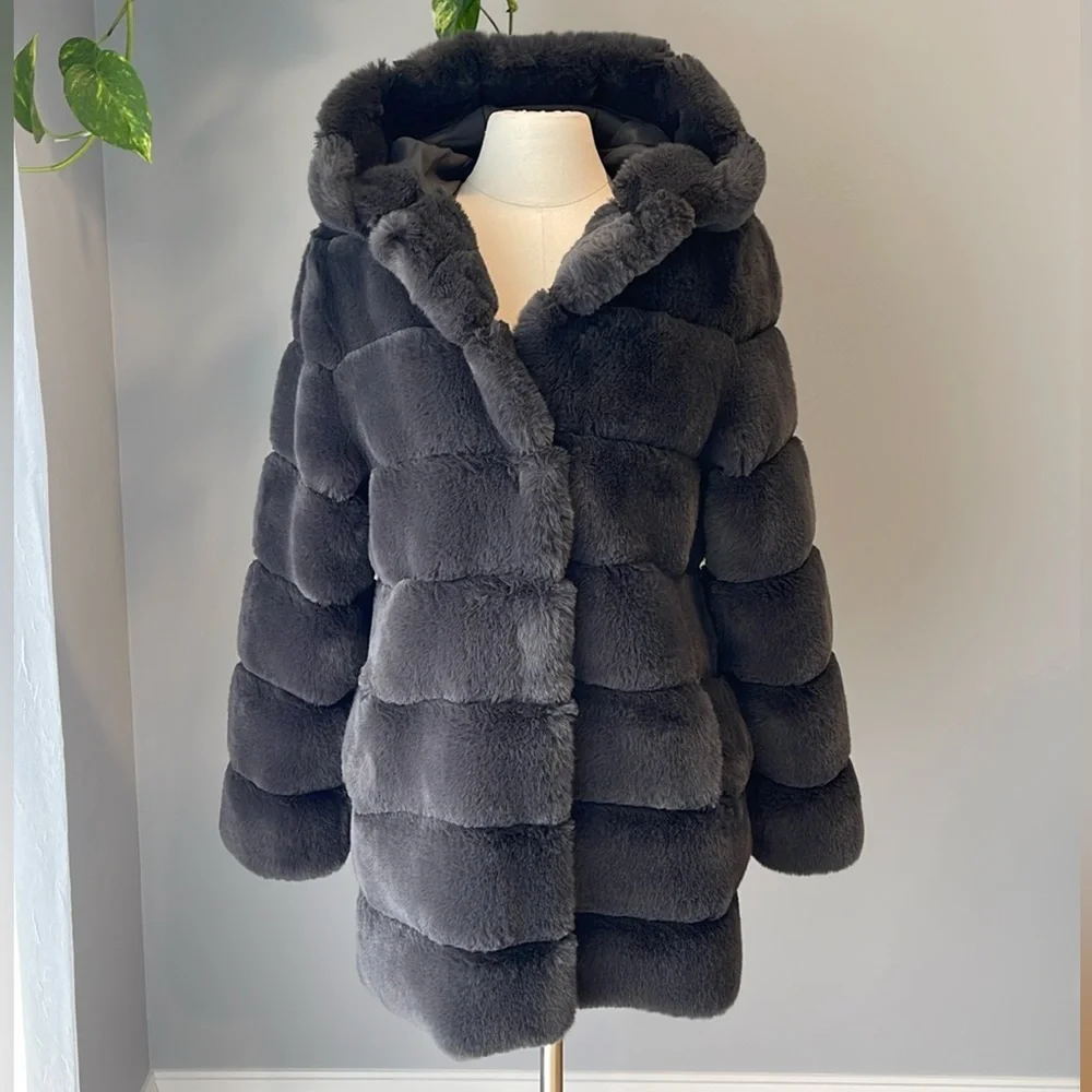 BCBGMAXAZRIA Cream Faux Fur Hooded Coat Size S - Picture 11 of 12